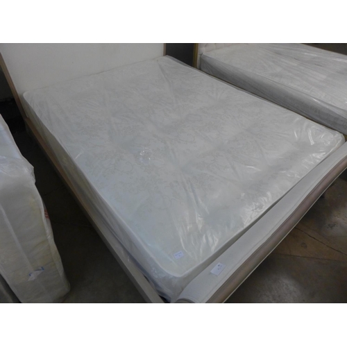 1610 - A kingsize mattress