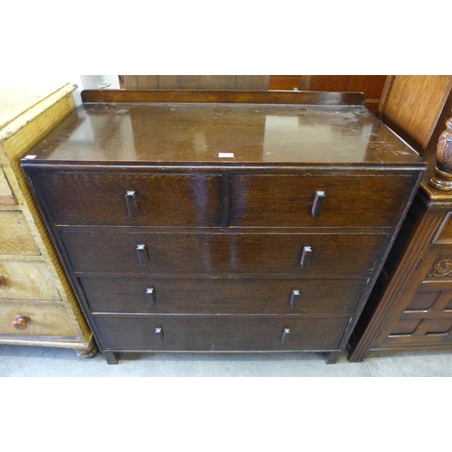 179 - An Art Deco oak chest of drawers