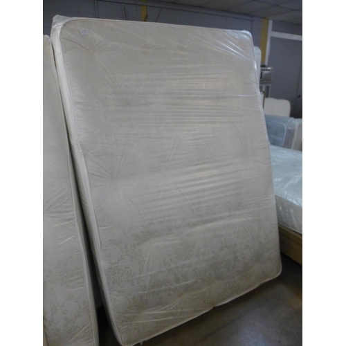 1620 - A double mattress