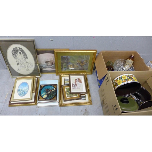 1086 - Three boxes of mixed glass, a 1970's pan set and a box of pictures **PLEASE NOTE THIS LOT IS NOT ELI... 