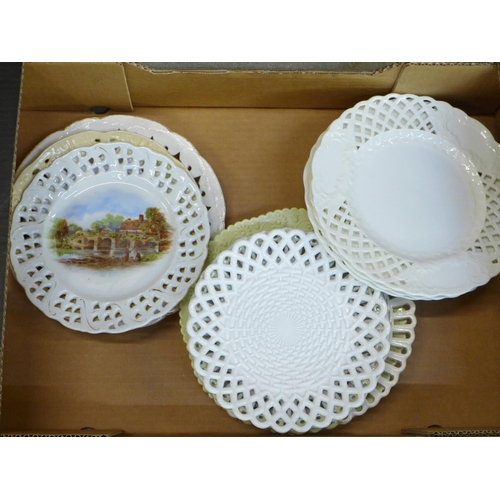 746 - Nineteen 19th and 20th Century ribbon and pierced plates and two other plates