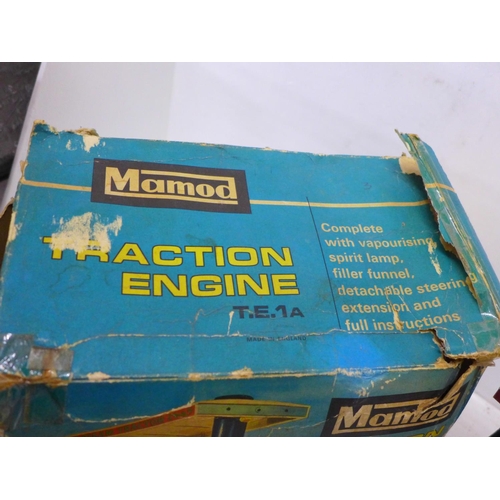 778 - A Mamod TE1A Traction Engine, boxed