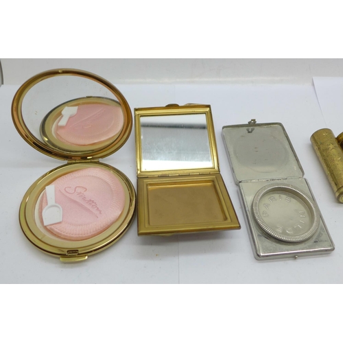 780 - Compacts and lipsticks including Stratton