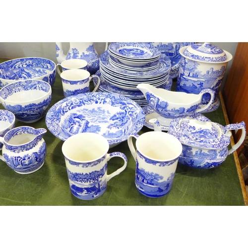 784 - A large collection of Copeland Spode's Italian blue and white china, thirty-four pieces including st... 