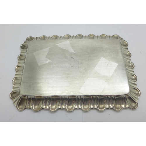 867 - A silver card tray, Birmingham 1902, 53g, 95mm x 134mm