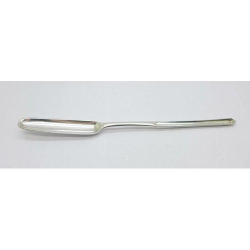 886 - A George III silver marrow scoop, William Sumner & Richard Crossley, London 1775, 47g