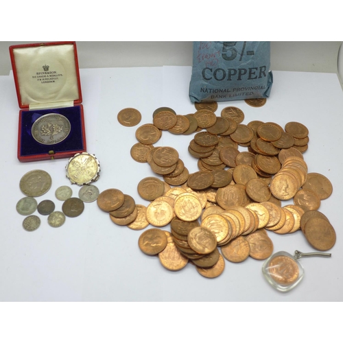 939 - A collection of British and foreign coins, etc., including a Queen Victoria 1900 South Notts Hussars... 