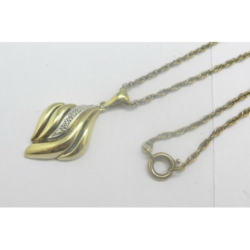 966 - A 9ct gold and diamond pendant on a 9ct gold chain, pendant 2.2g