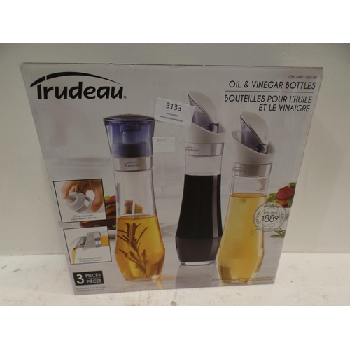 3133 - Gotham Pro Pan Ceramic/Titanium Set and Set Of 3 Trudeau Oil/Spray Bottles  (225 - 58, 64 ) * This l... 