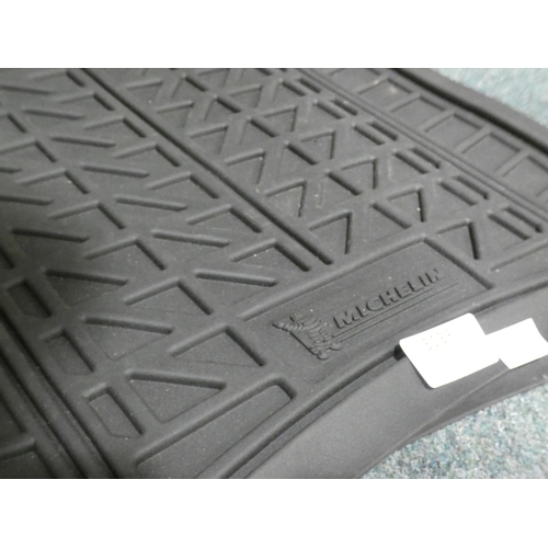 3138 - Michelin Rubber Car Mat Set (225 - 155 ) * This lot is subject to VAT