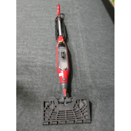 3181 - Shark Steam Mop (S6003UKCO), RRP £109.99 + VAT    (222-436) * This lot is subject to VAT