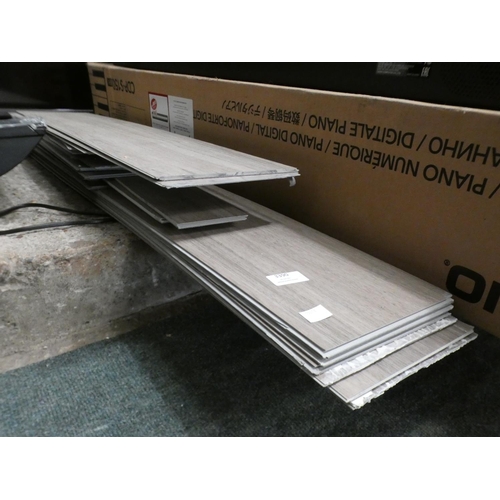 3390 - Rigid Core Vinyl Flooring (Oyster) - loose (222-253, 254) * This lot is subject to VAT