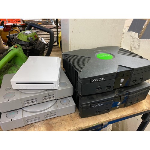 2346 - 5 Gaming consoles; 2 original XBox, 2 Playstation One & Wii with qty. of leads & controllers