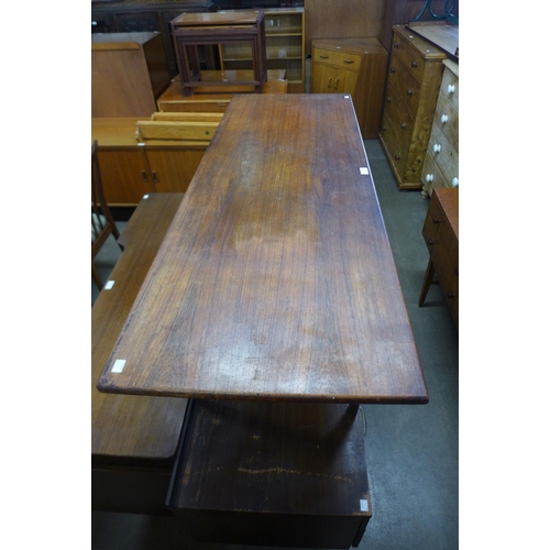 113 - A Danish teak coffee table