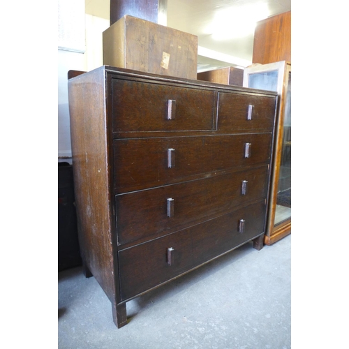 179 - An Art Deco oak chest of drawers