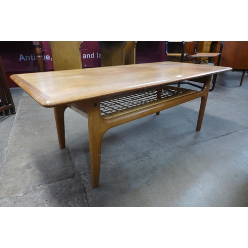 79 - A Danish Trioh teak coffee table