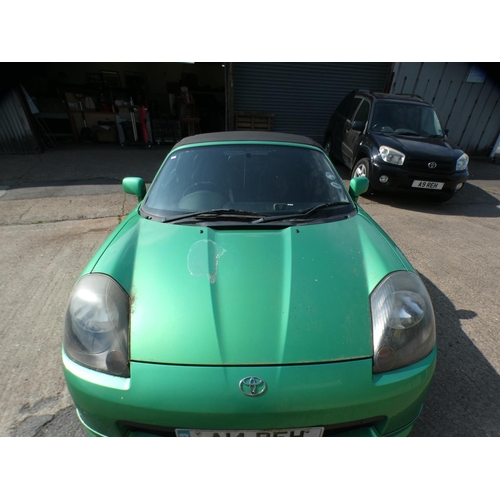 2391 - Toyota 1.8 MR2 Roadster VVTI Convertible - Date of registration 08.06.2000, personalised number plat... 