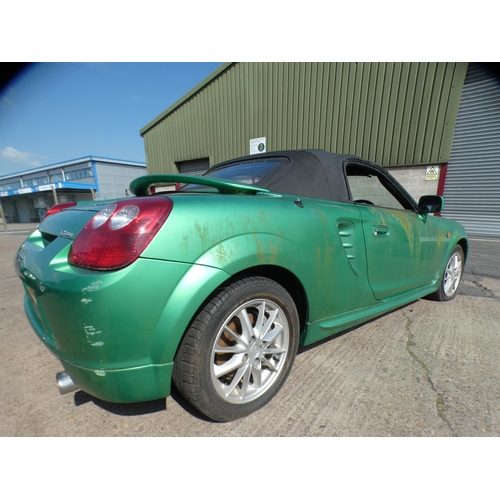 2391 - Toyota 1.8 MR2 Roadster VVTI Convertible - Date of registration 08.06.2000, personalised number plat... 