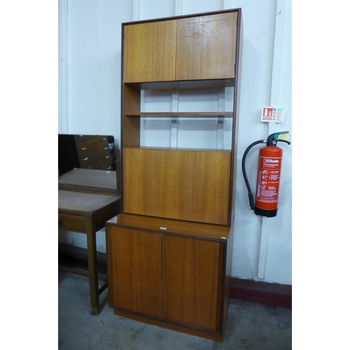 111 - A G-Plan teak Form 5 room divider