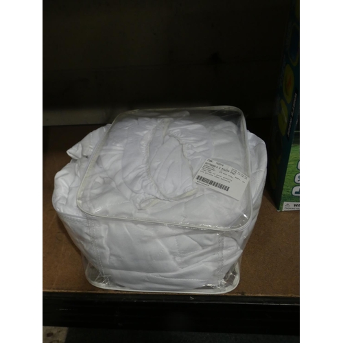 3069 - Two Mattress+2 X Pillow Protectors (Kingsize) (227-196, 197) * This lot is subject to VAT