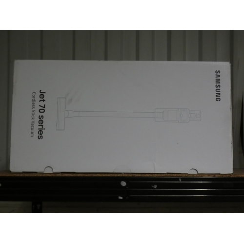 3085 - Samsung Jet 70 Turbo Vac cleaner, RRP £249.99 + vat (227-189) * This lot is subject to VAT