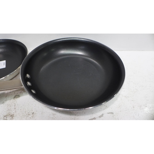 3092 - Tramontina Frying Pans and Gotham Pro Pan Set       (227-280, 281) * This lot is subject to VAT