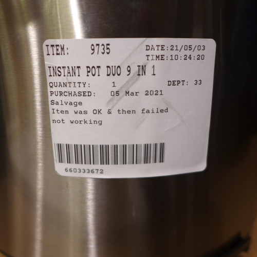 3098 - Instant Pot Duo 9 In 1 cooker   (227-243) * This lot is subject to VAT