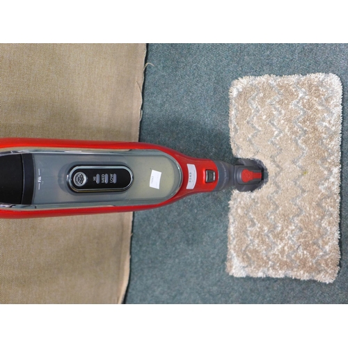 3143 - Shark Steam Mop - model no S6003UKCO  , RRP £109.99 + vat        (227-411) * This lot is subject to ... 