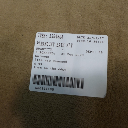 3174 - Paramount Bath Mat and 2 runners (24cm x 36cm)   (227-30) * This lot is subject to VAT