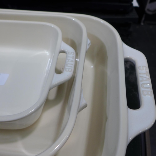 3181 - Staub Oven Dishes (20cm, 27cm & 34cm) (227-21) * This lot is subject to VAT