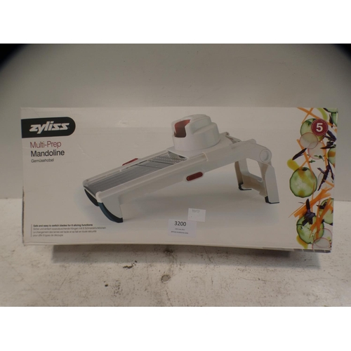 Lot 3200      