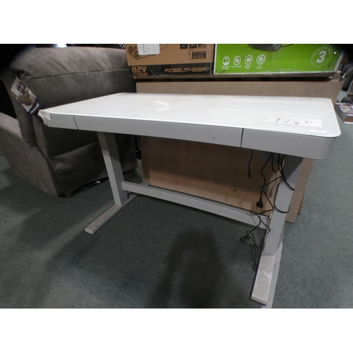 Lot 3222      