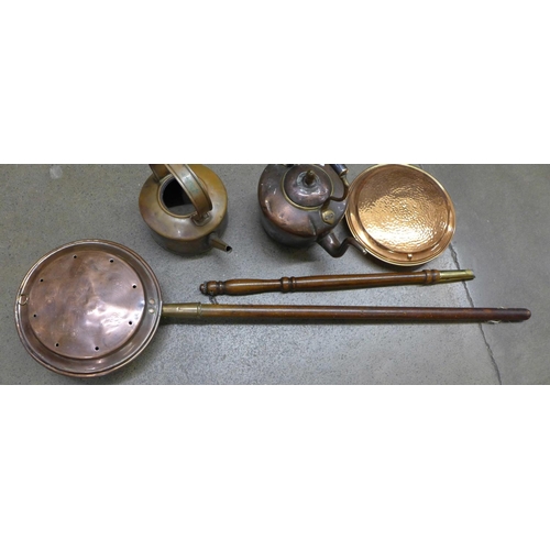 1098 - Two copper warming pans, a/f, and two copper kettles **PLEASE NOTE THIS LOT IS NOT ELIGIBLE FOR POST... 