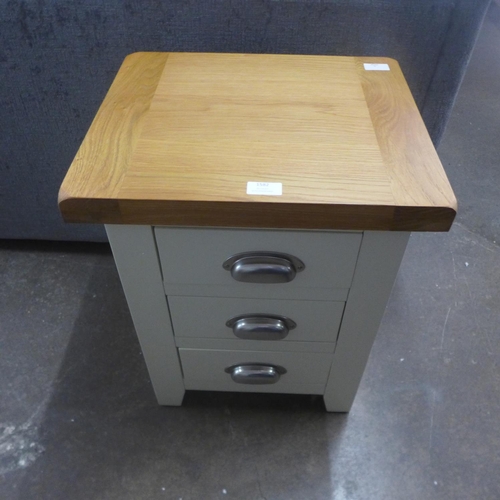 1579 - A Hampshire cream painted oak large three drawer bedside table (KEL P03-82)   *This lot is subject t... 