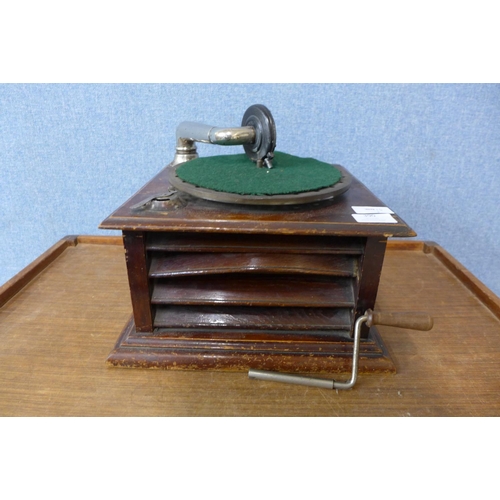 390 - A table top gramophone