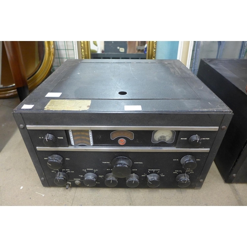 414 - A WWII RCA AR88D radio comms receiver