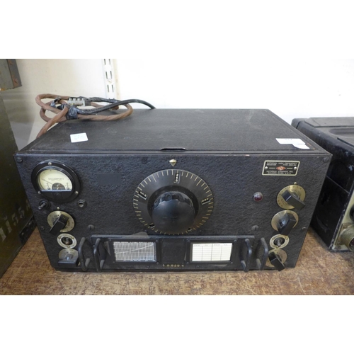 417 - A WWII period National Company Inc. HRO comms receiver, circa 1942