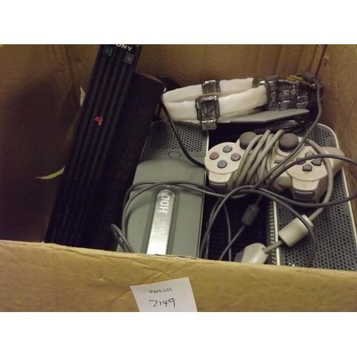 2149 - Box of assorted gaming items inc. XBox 360, Playstation 2, Wii & qty. of games
