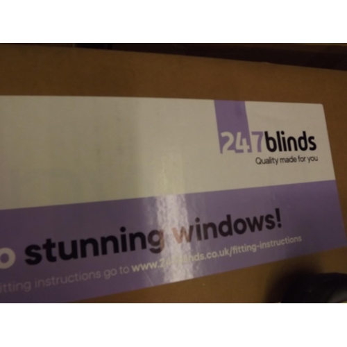 2163 - 2 Faux wood Venetian blinds, sizes 60x130cm & 90x130cm, unused