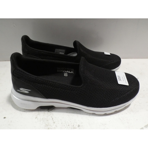 3069 - A pair of lady's black Skechers Go Walk 5 air cooled trainers, size 5.5 * this lot is subject to VAT