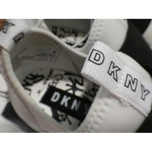 3072 - 2 Pairs of women's white DKNY Jayla style trainers, both UK size 4 * this lot is subject to VAT