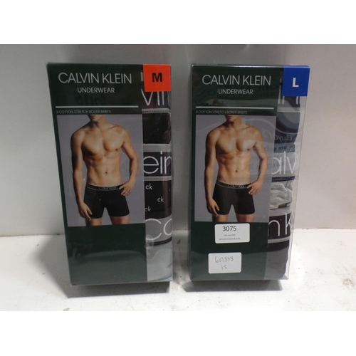 3075 - 2 Boxes of men's Calvin Klein boxer brief style underwear, size M (2), L (1) * this lot is subject t... 