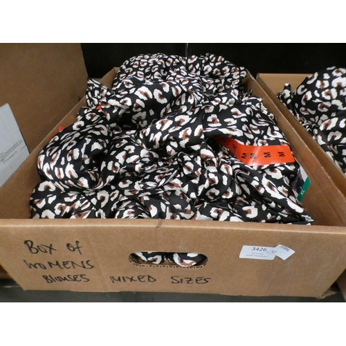 3426 - A box of lady's leopard print blouses - mixed sizes