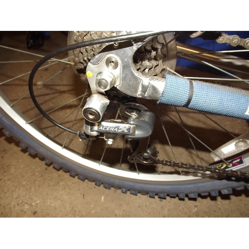 2392 - Aluminium Daewoo Alu-Lite 4000 MTB