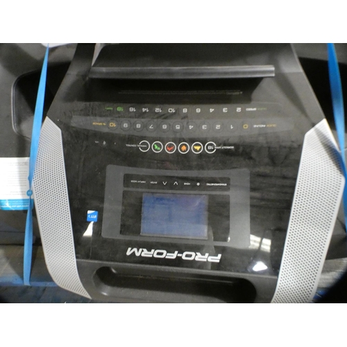 3998 - Proform 505 CST Treadmill, RRP £483.33 + VAT (226-41) * This lot is subject to VAT