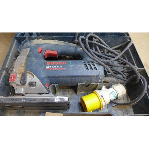 2026 - Bosch (GST135BCE) 110v jigsaw in case