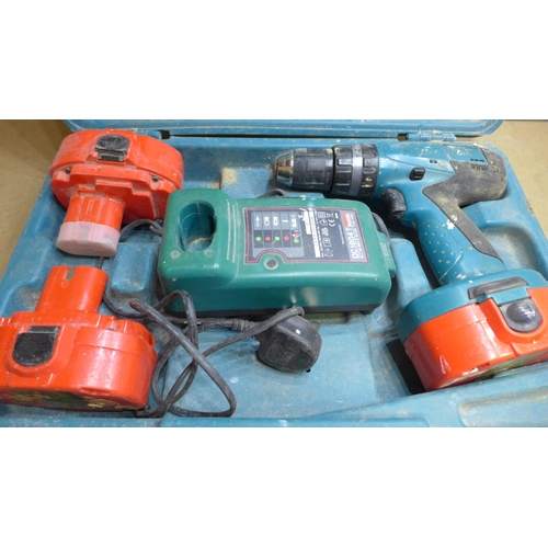 2027 - Makita (8391D) 18v hammer drill with 3 batteries & charger in case