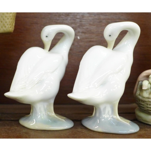 606 - Four Lladro figurines, 'Ducks Seller' (1267), designer Juan Huerta, designed 1974, retired 1994, 20c... 