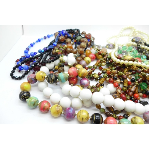 668 - Assorted bead necklaces including Murano