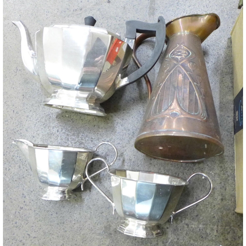 746 - Silver plate and metalware